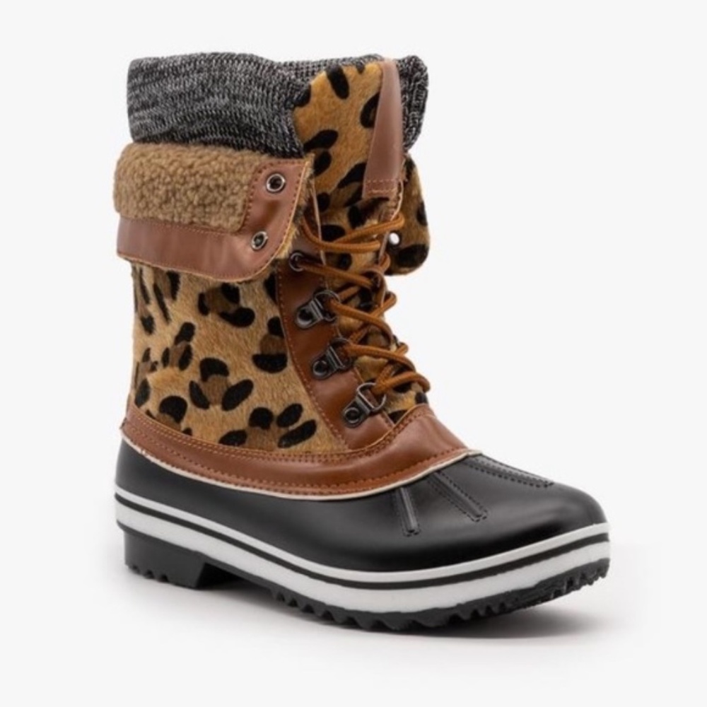 SOLD OUT Leopard Sherpa Winter Duck Ankle Boots - Picture 1 of 1